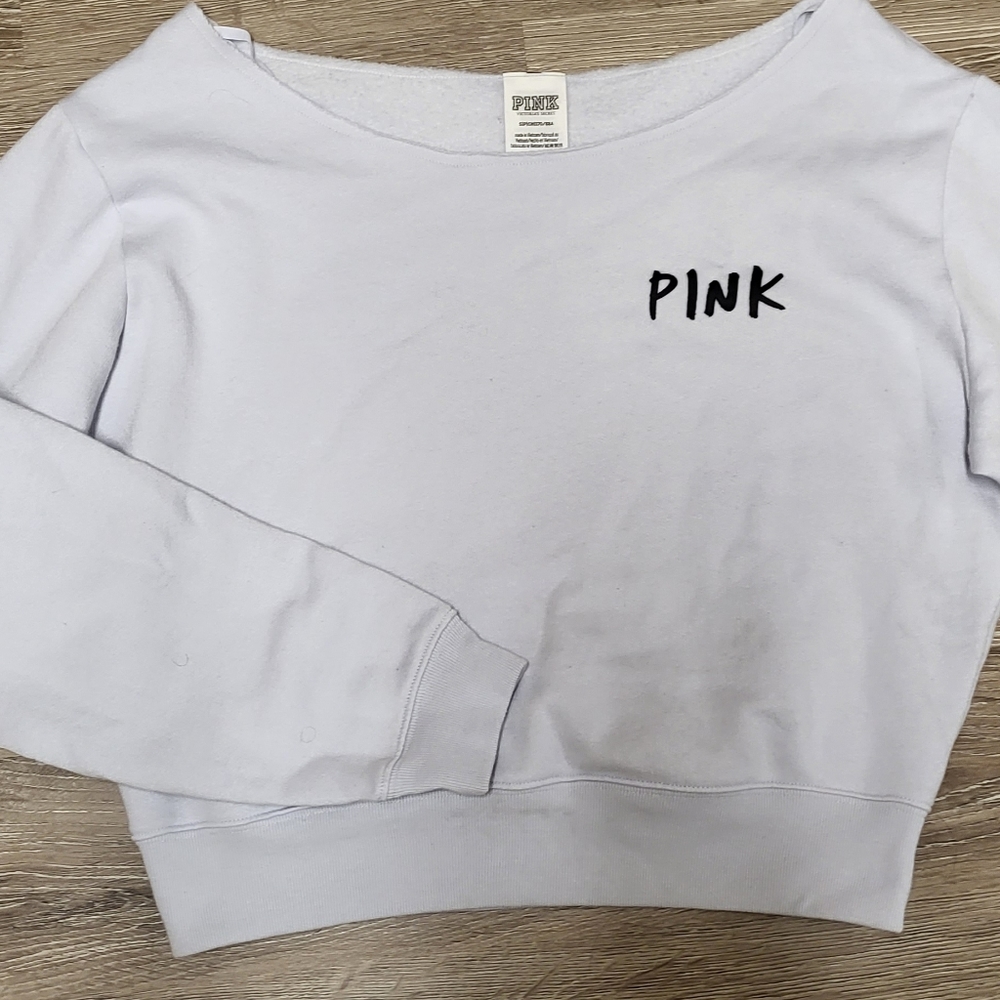 NWOT Crewneck VS Cropped Pullover